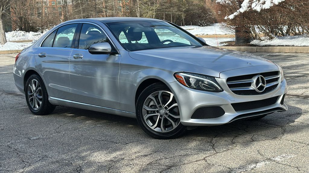 2016 Mercedes-benz C 300 4matic sedan