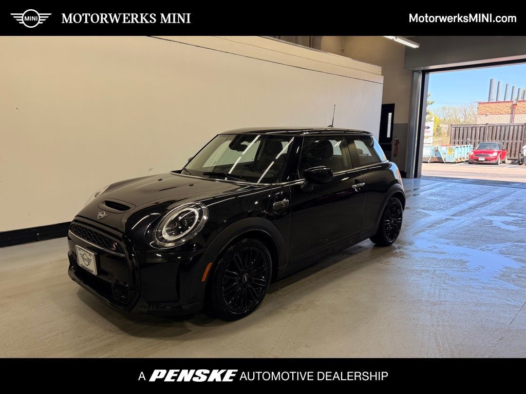 2023 Mini Cooper S 2-door hatchback fwd
