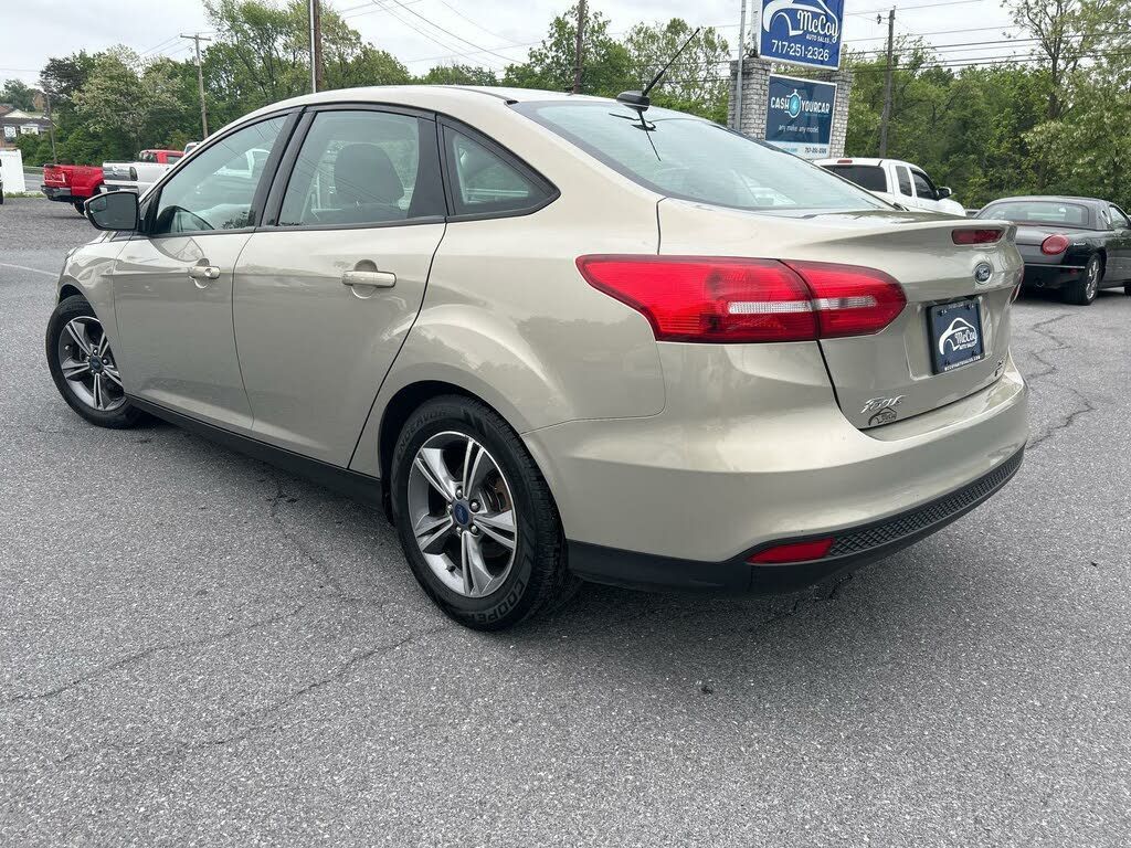 Image 2016 Ford Focus Se