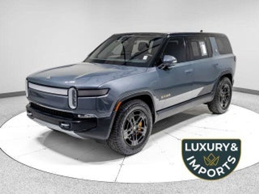 2023 Rivian R1s Adventure