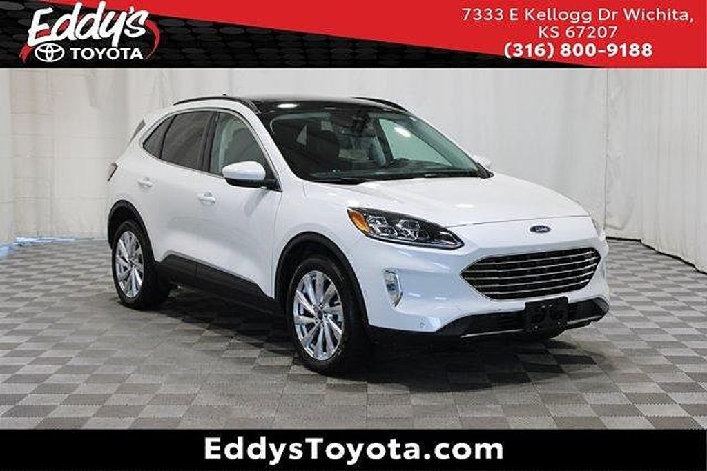 2022 Ford Escape Titanium