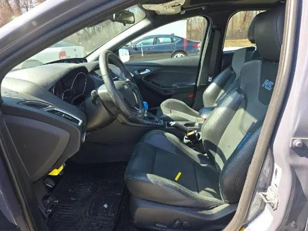 2016 Ford Focus rs Hatchback