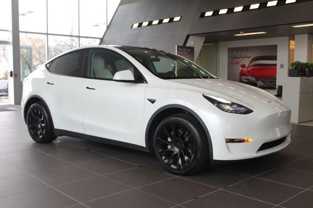 2022 Tesla Model y Long range