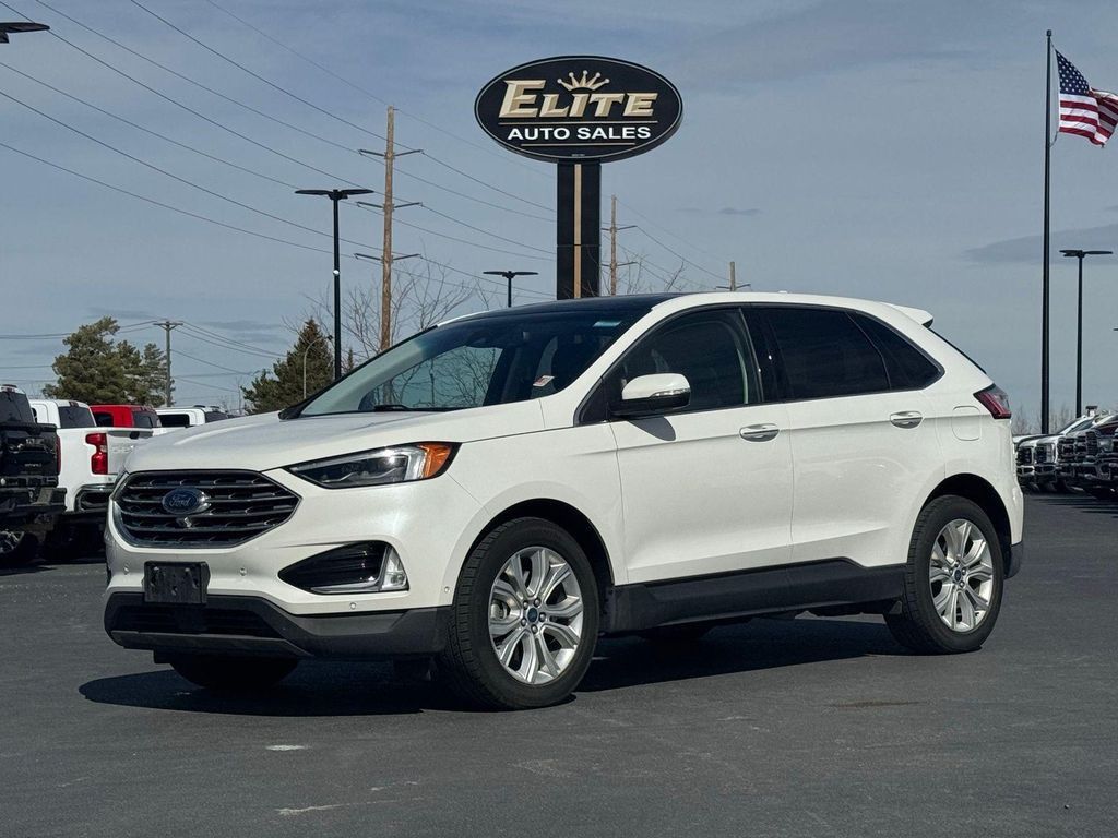 2020 Ford Edge Titanium