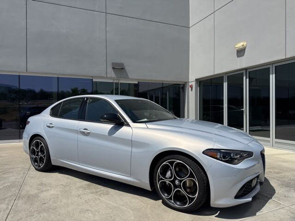 2025 Alfa romeo Giulia Sprint