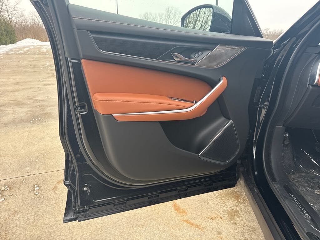 2026 Jaguar F-pace R-dynamic s