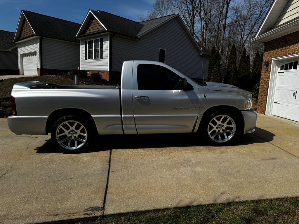 2004 Dodge Ram 1500 truck 2wd regular cab