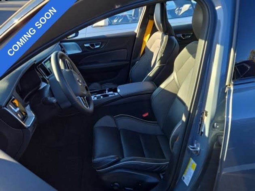 2022 Volvo S60