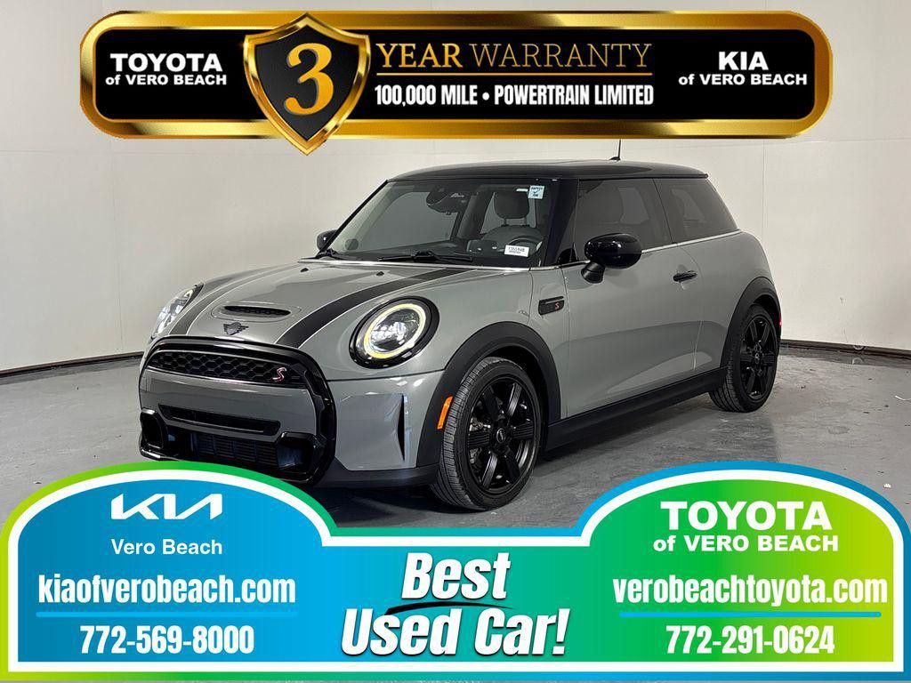 2023 Mini Cooper S 2-door hatchback fwd