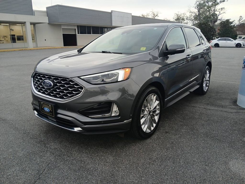 2024 Ford Edge Titanium