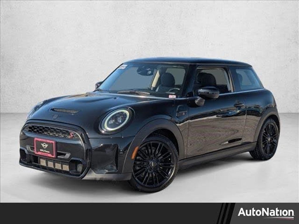 2023 Mini Cooper S 2-door hatchback fwd