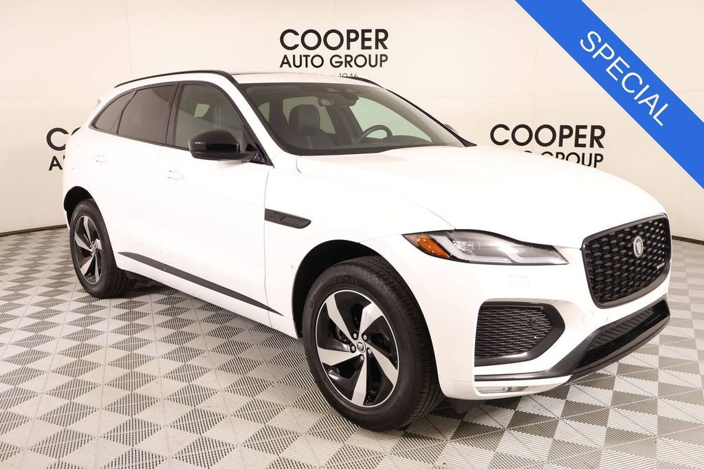 2025 Jaguar F-pace R-dynamic s