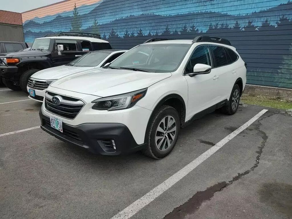 2022 Subaru Outback Premium