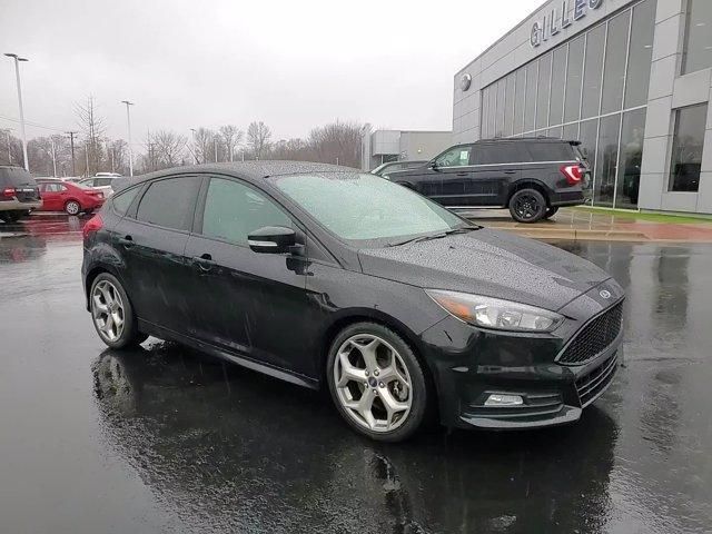 2016 Ford Focus st Base