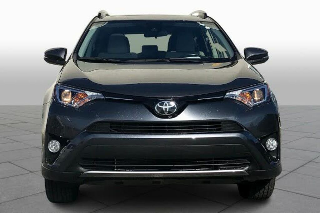 Image 2017 Toyota Rav4 Xle