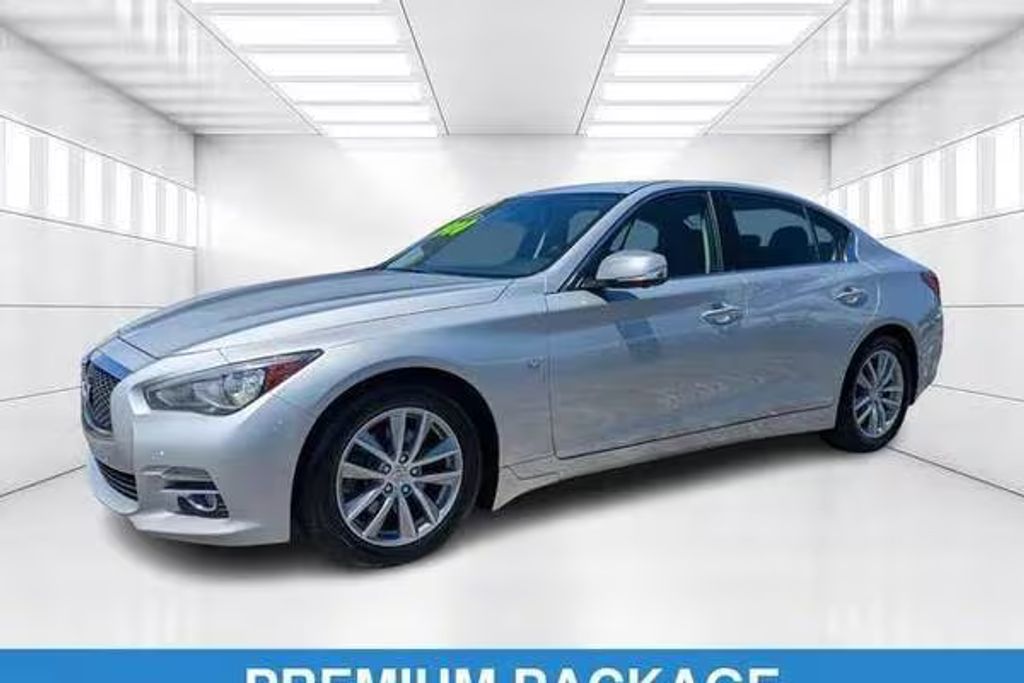 2014 Infiniti Q50 Premium