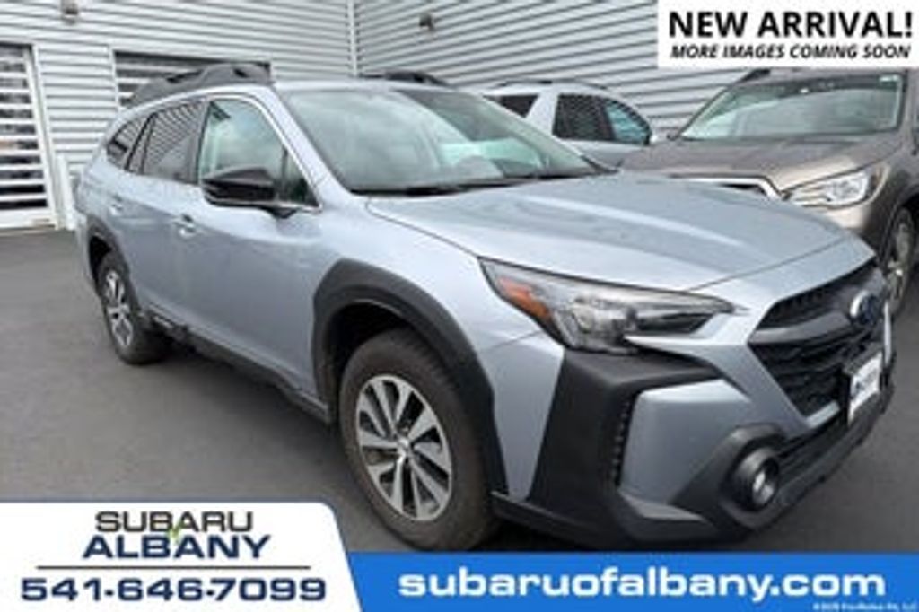 2026 Subaru Outback Base