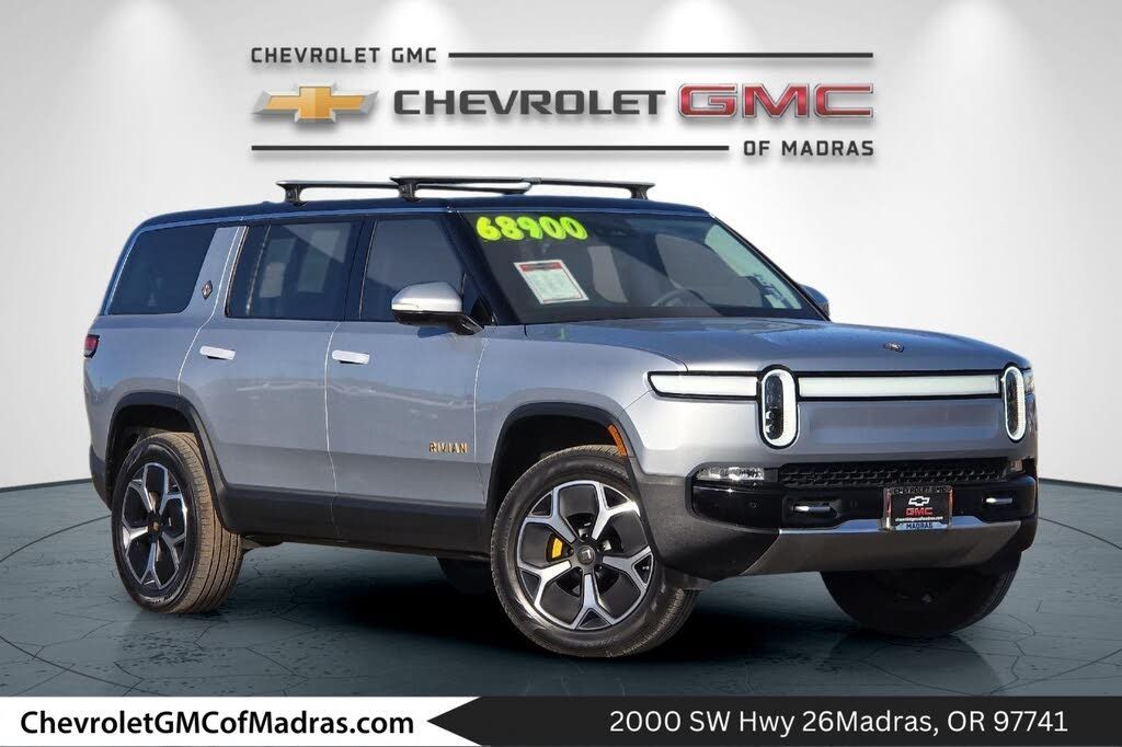 2023 Rivian R1s Adventure