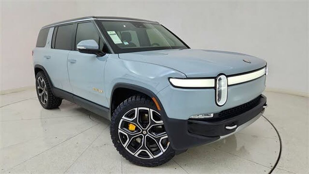 2022 Rivian R1s Launch edition