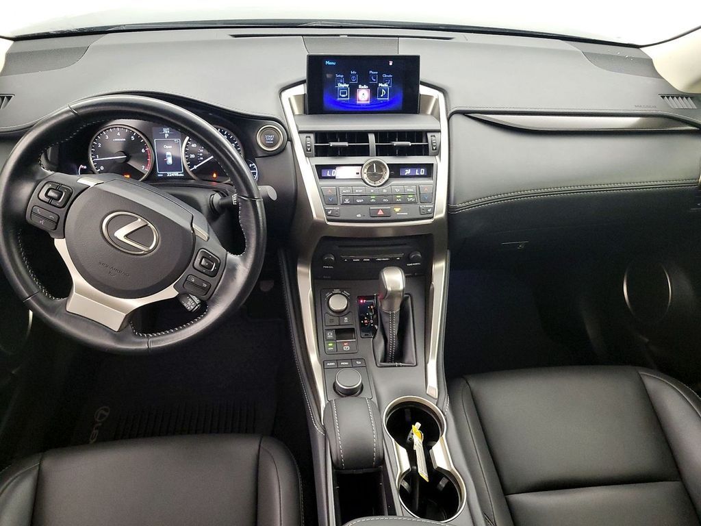 Image 2016 Lexus Nx 200t
