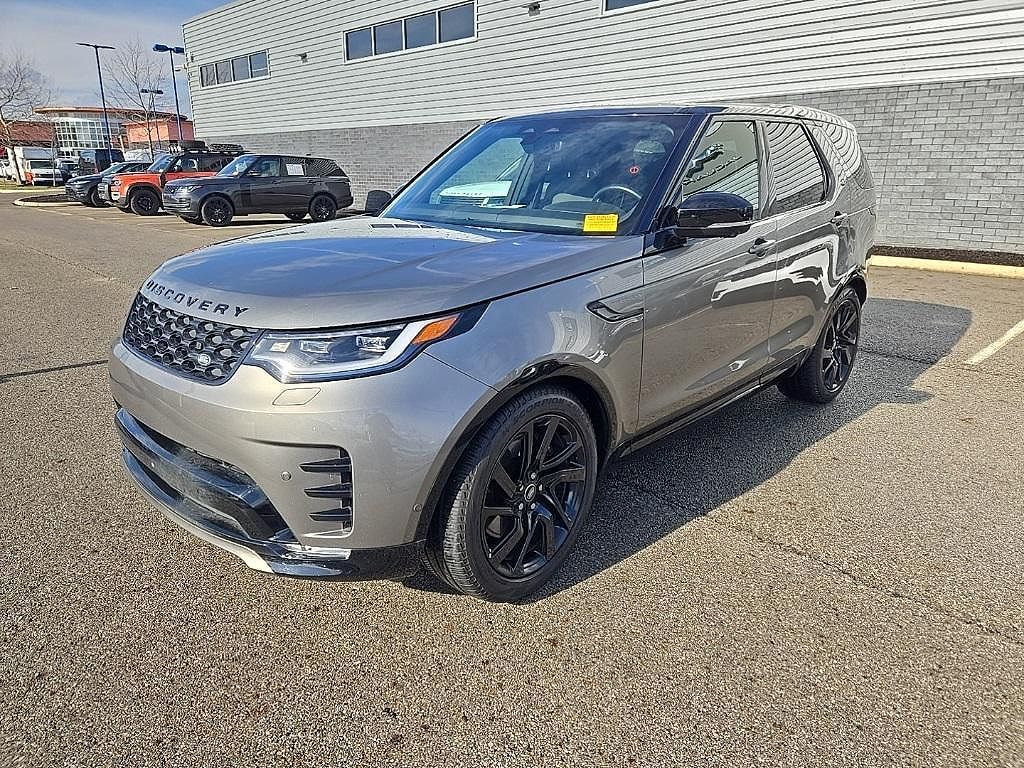 2025 Land rover Discovery Dynamic se