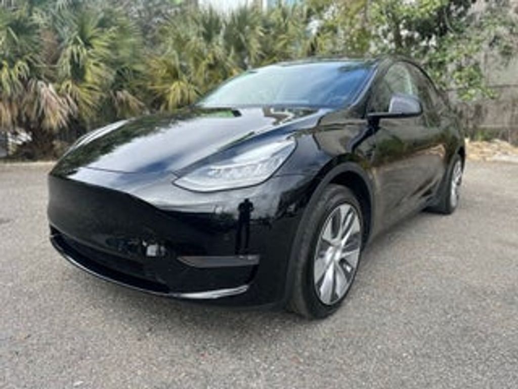 2022 Tesla Model y Long range awd
