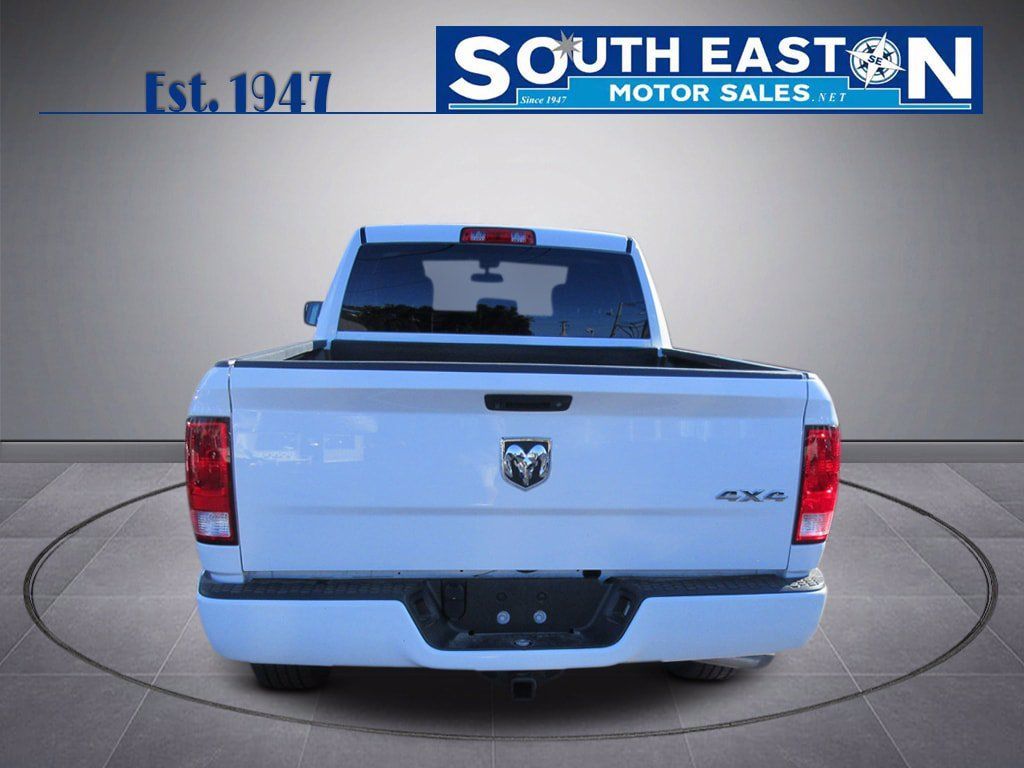 Image 2018 Ram 1500 Express