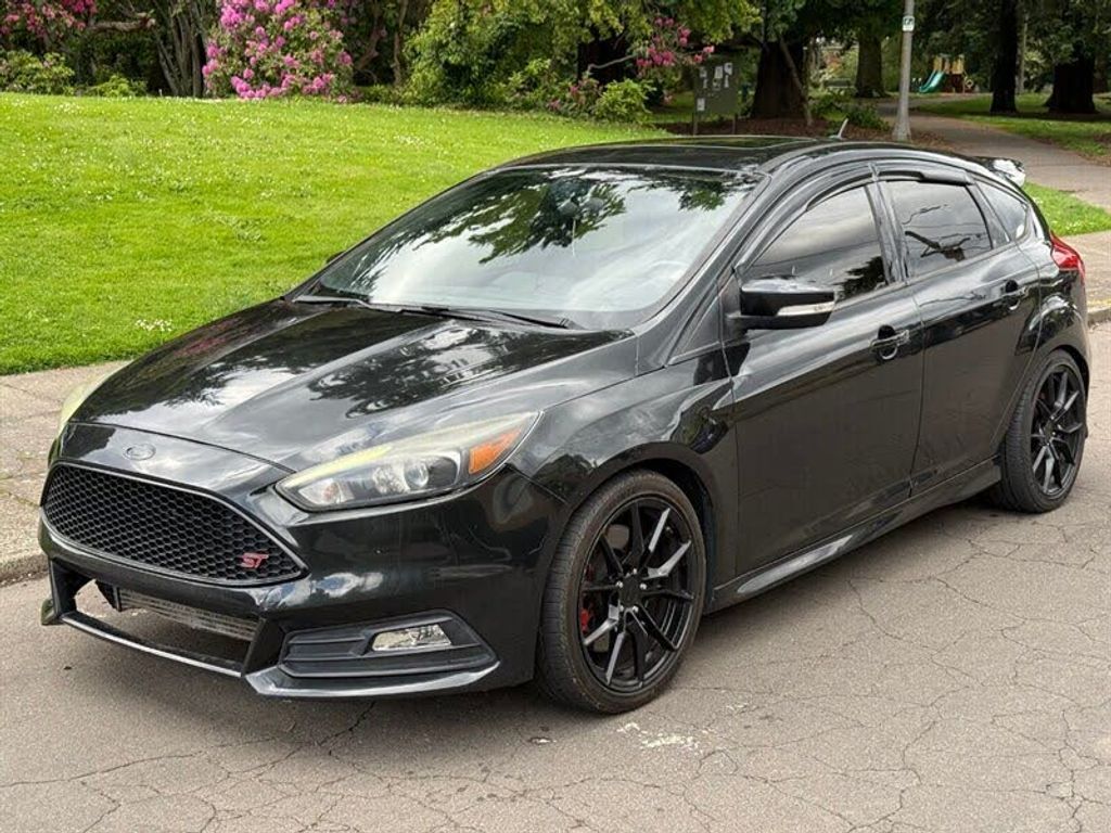 2015 Ford Focus st Base