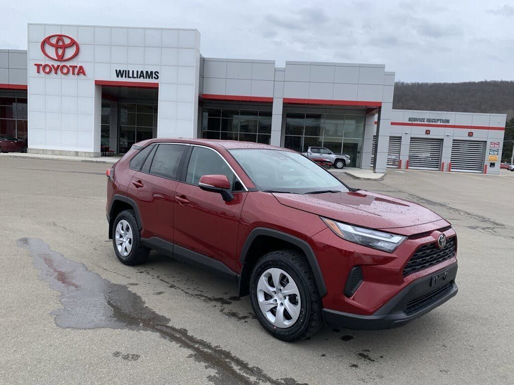 2025 Toyota Rav4 Le awd