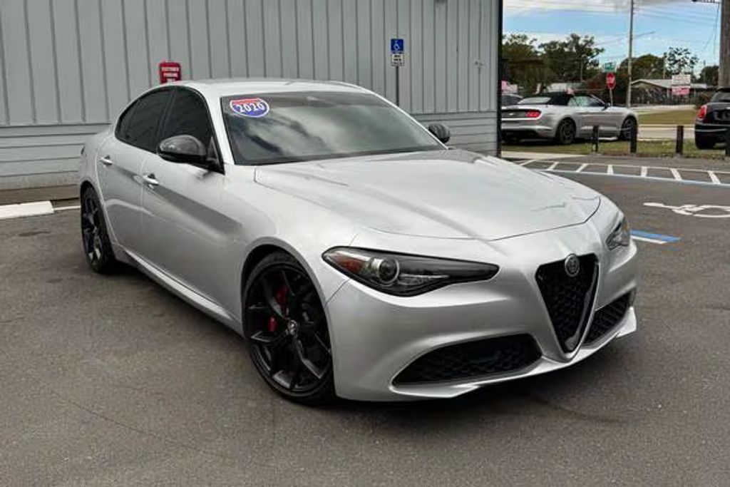 2020 Alfa romeo Giulia Standard