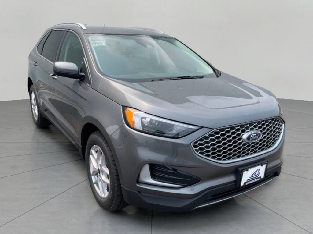 2023 Ford Edge