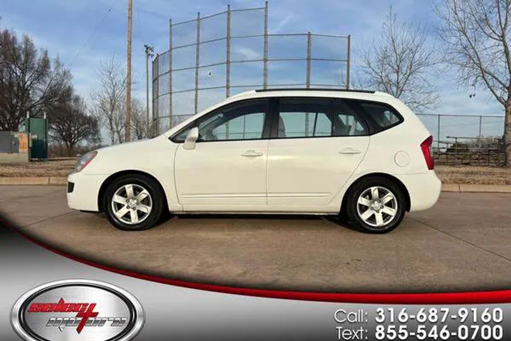 2007 Kia Rondo LX