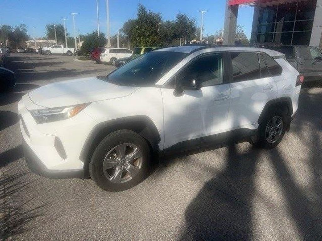 2024 Toyota Rav4 Le