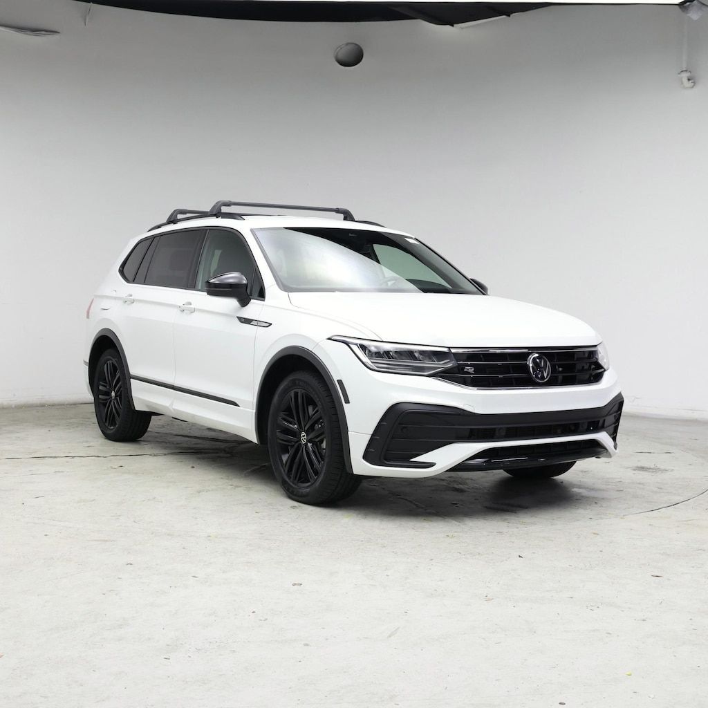 2022 Volkswagen Tiguan SE R-Line Black