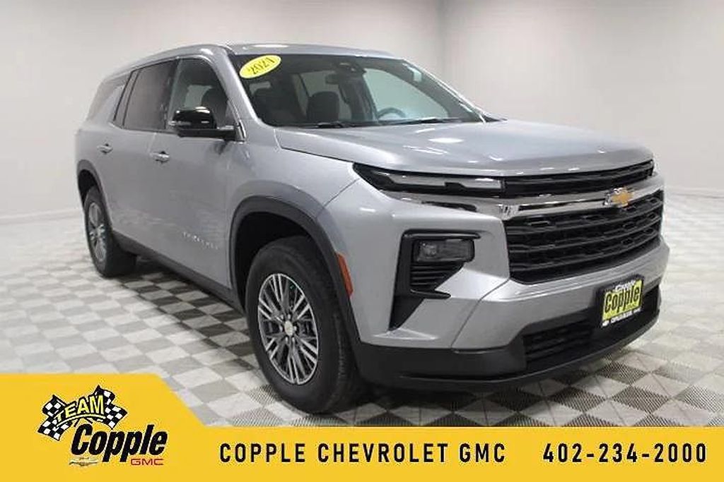 2024 Chevrolet Traverse Ls fwd