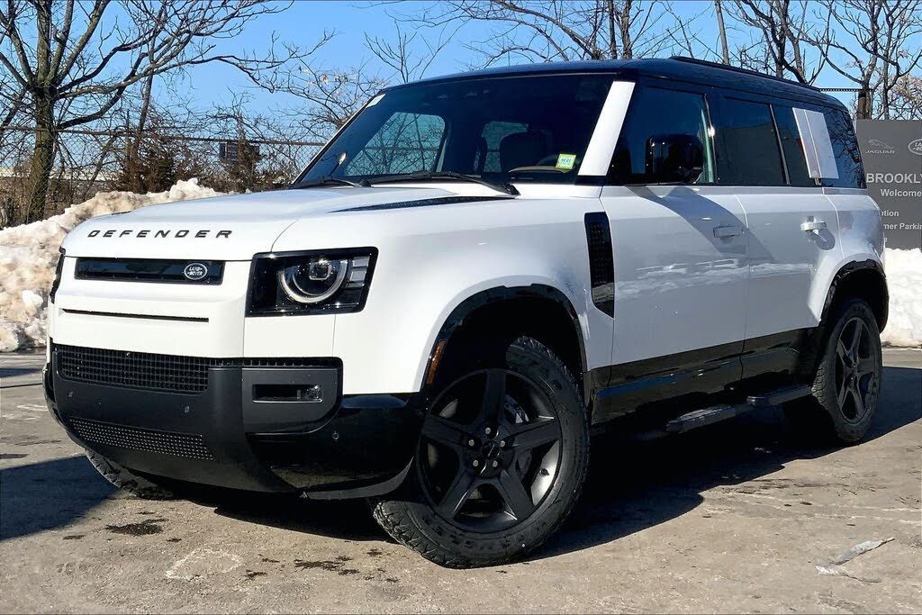 Image 2026 LAND ROVER Defender 110 X-Dynamic SE