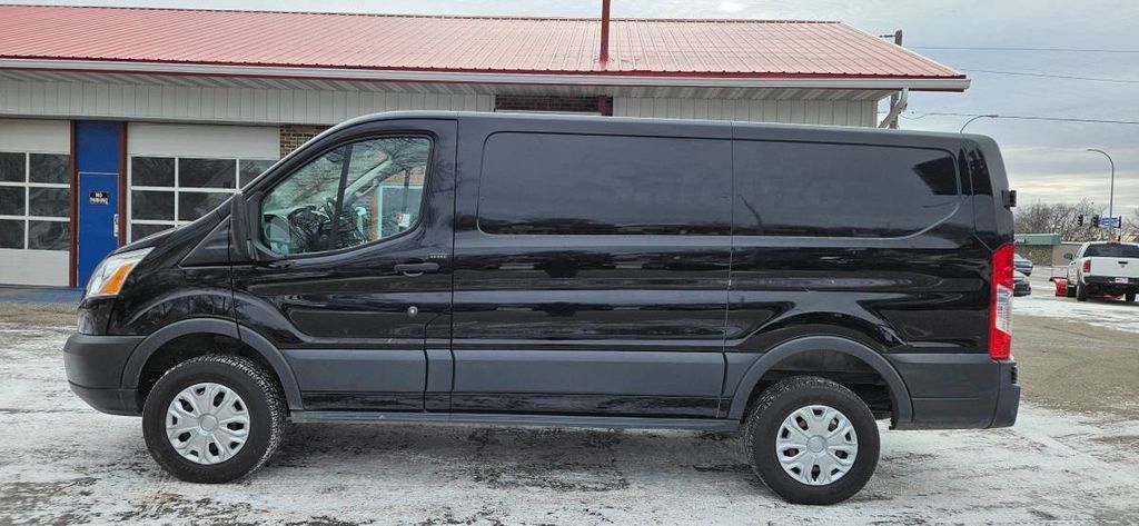 2017 Ford Transit 150 130 low roof