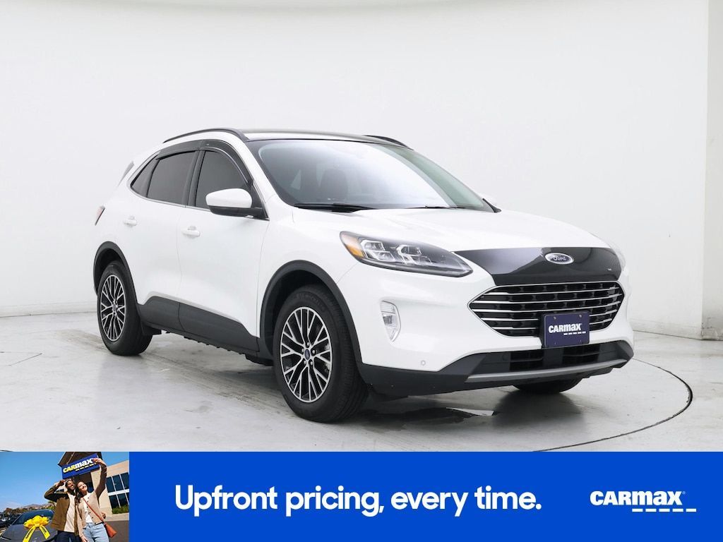2022 Ford Escape Titanium