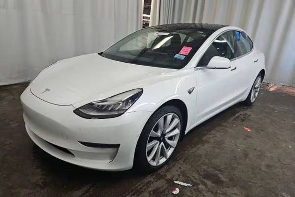 2019 Tesla Model 3 Long range